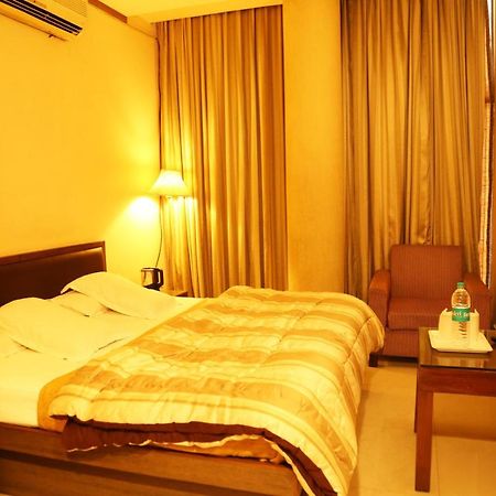 Hotel H26 Chandīgarh Exterior foto